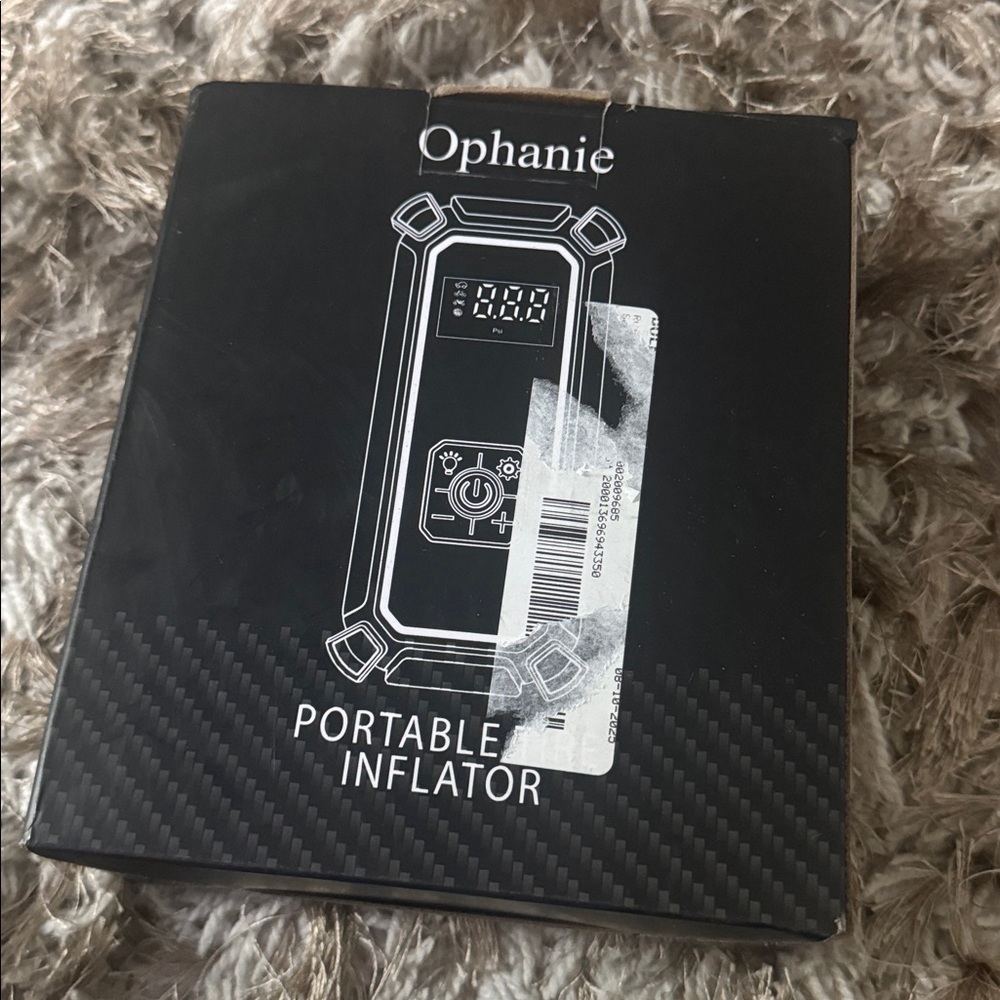 Portable Tire Inflator with Digital Display - Picture 4 of 4